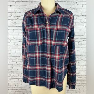 Hollister | Navy and Red Plaid Long Sleeve Shirt size S